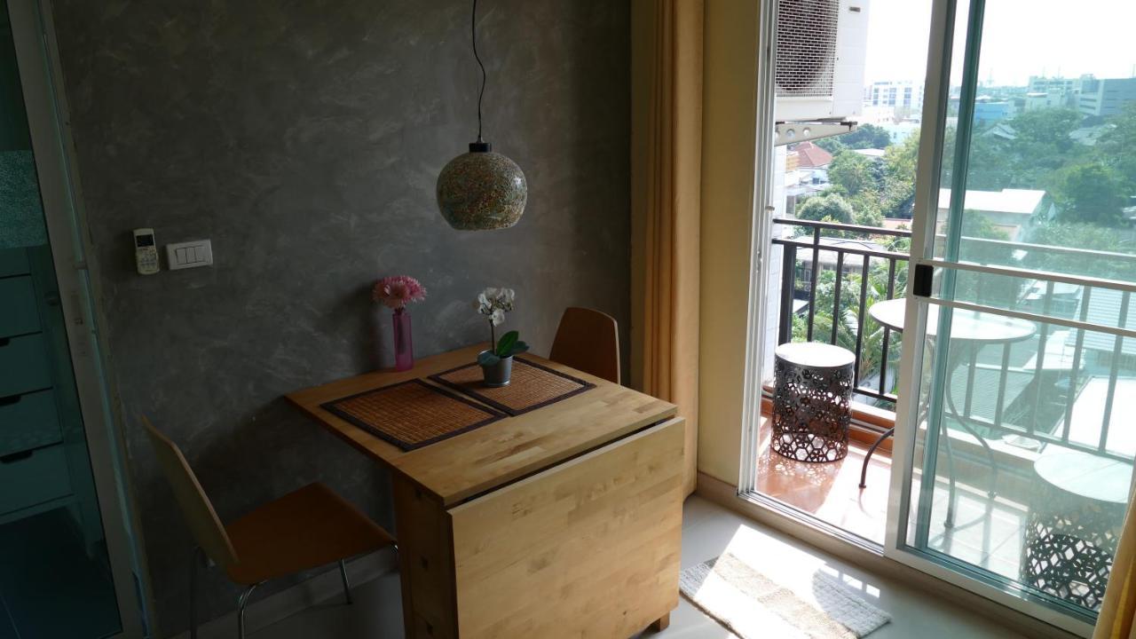 Sundowner Sukhumvit Apartment Банкок Екстериор снимка