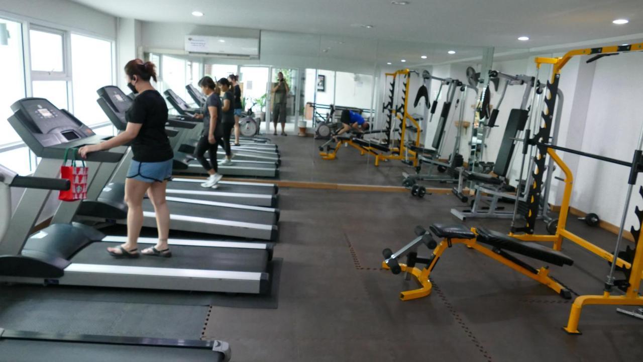 Sundowner Sukhumvit Apartment Банкок Екстериор снимка